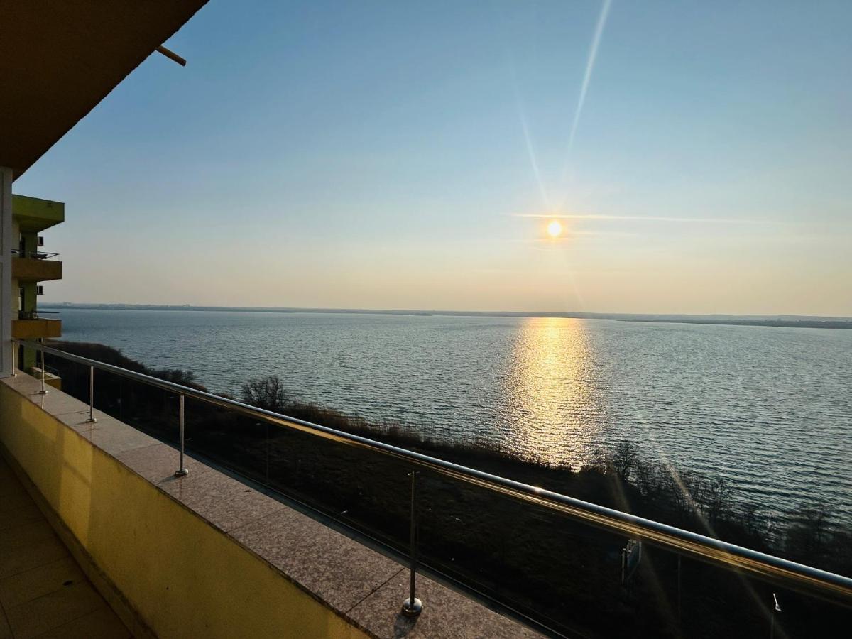 Apartament Summerland Mamaia Nord Exterior foto
